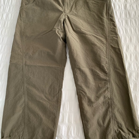Columbia Capris - Picture 3 of 12
